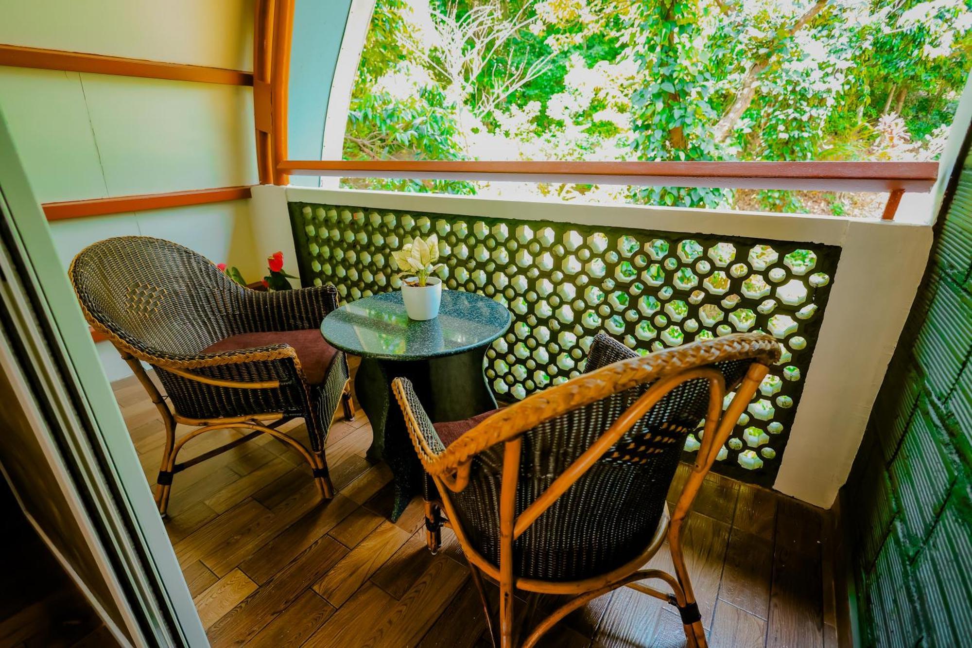 Mookanana Jungle Resort And Spa Hassan Ngoại thất bức ảnh