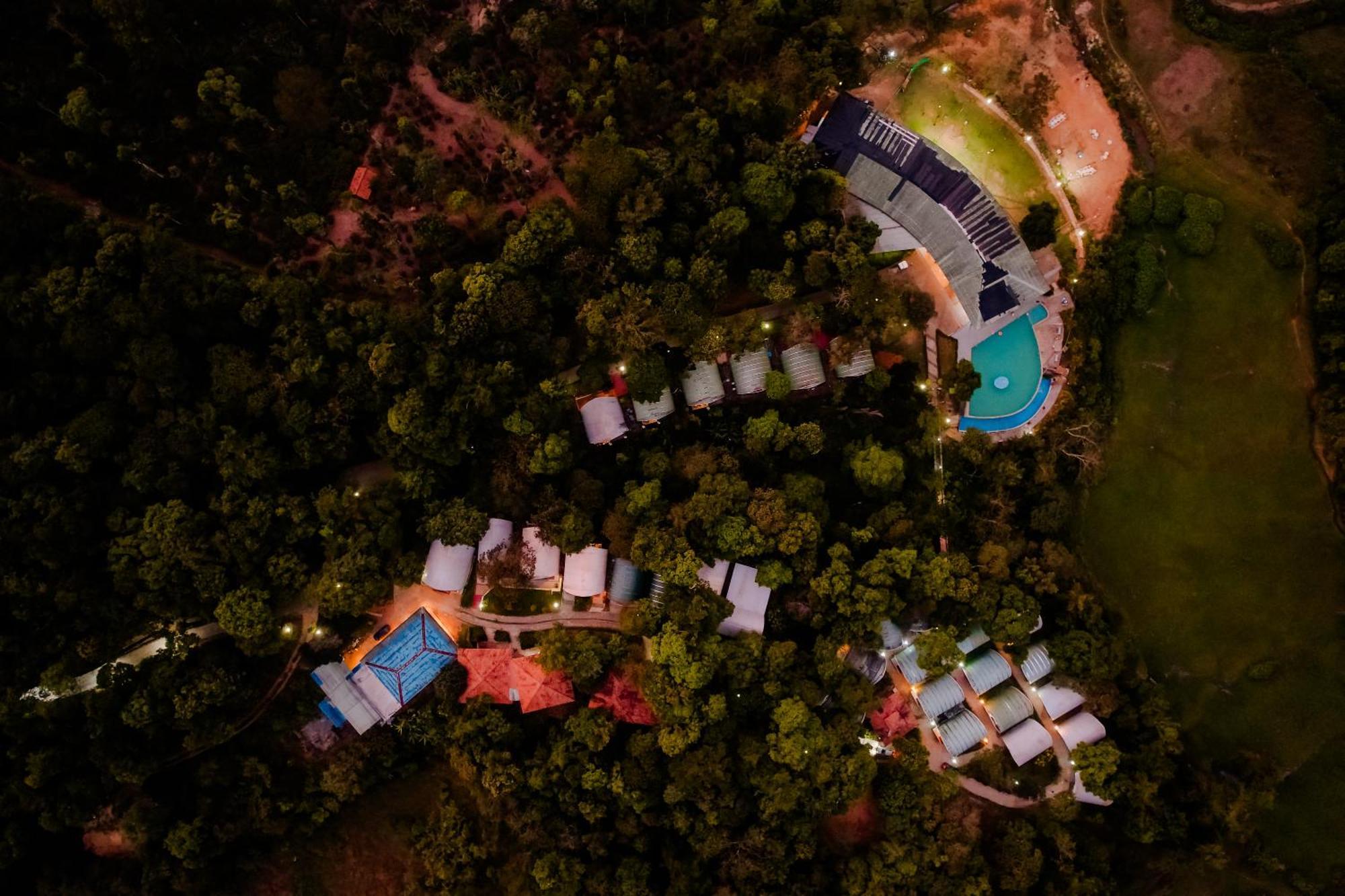 Mookanana Jungle Resort And Spa Hassan Ngoại thất bức ảnh
